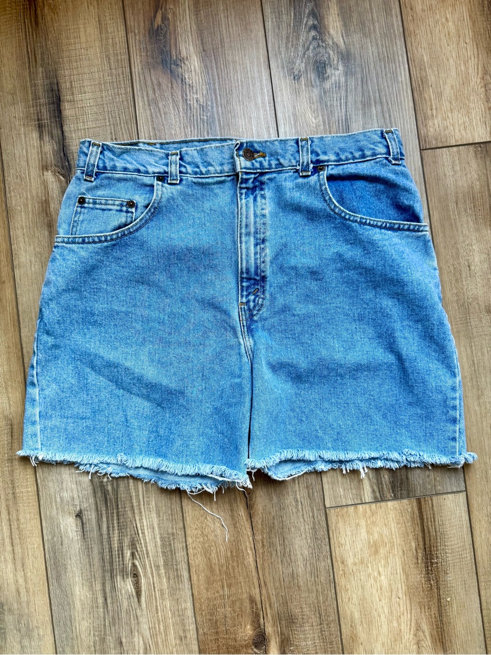 Vintage Arizona Jean Co High-waistedDenim Shorts | Size 34 | EUC | 100% cotton